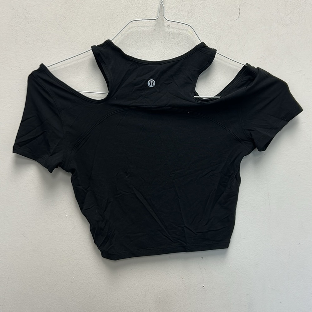 Lululemon Cold Shoulder / Off Shoulder Crop Top View 4